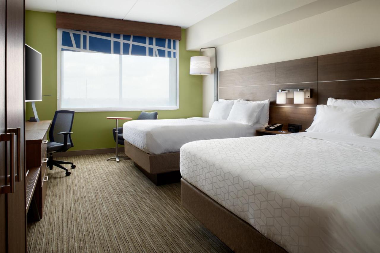 Holiday Inn Express & Suites - Cincinnati North - Liberty Way, An Ihg Hotel West Chester Zewnętrze zdjęcie